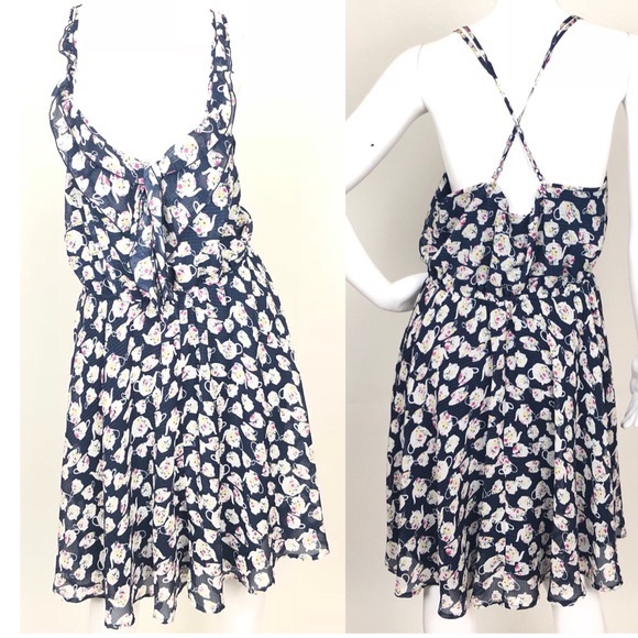 Disney Lauren Conrad TeacupDress Alice Wonderland - Picture 8 of 8